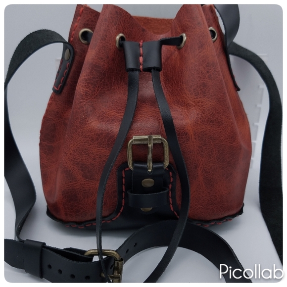 Handcrafted "Mini-Leather Addict" Bucket Bag - Picture 3 of 8